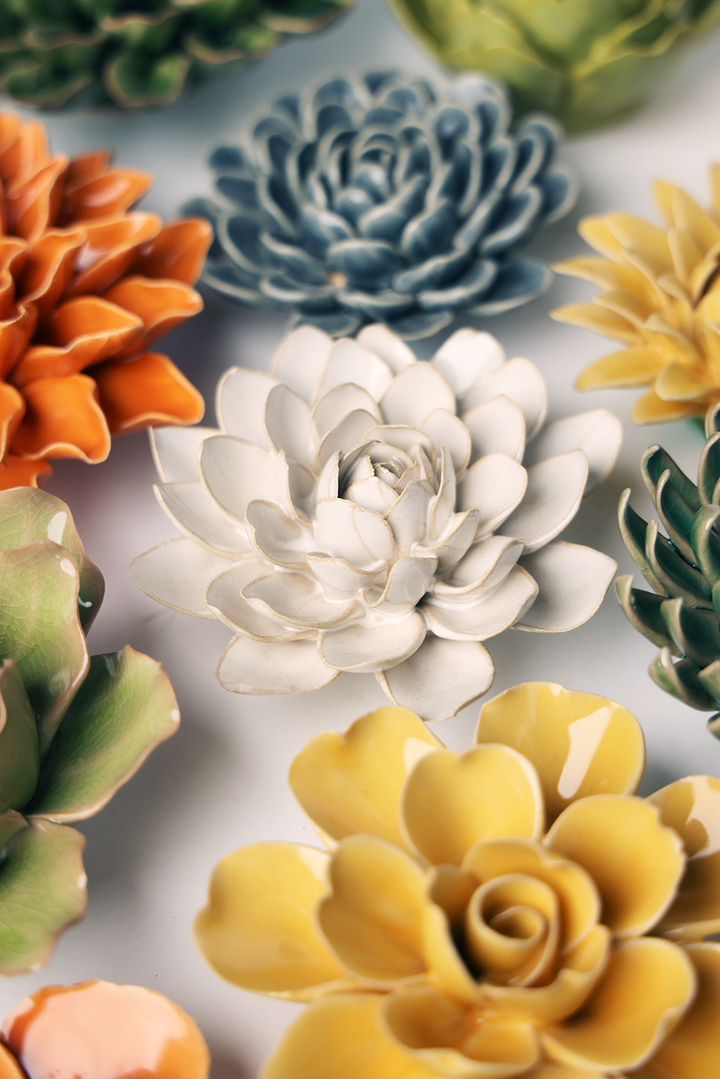 CHIVE CERAMICS - KERAMISK VÆGBLOMST - ELFENBENSHVID VINTERGÆK