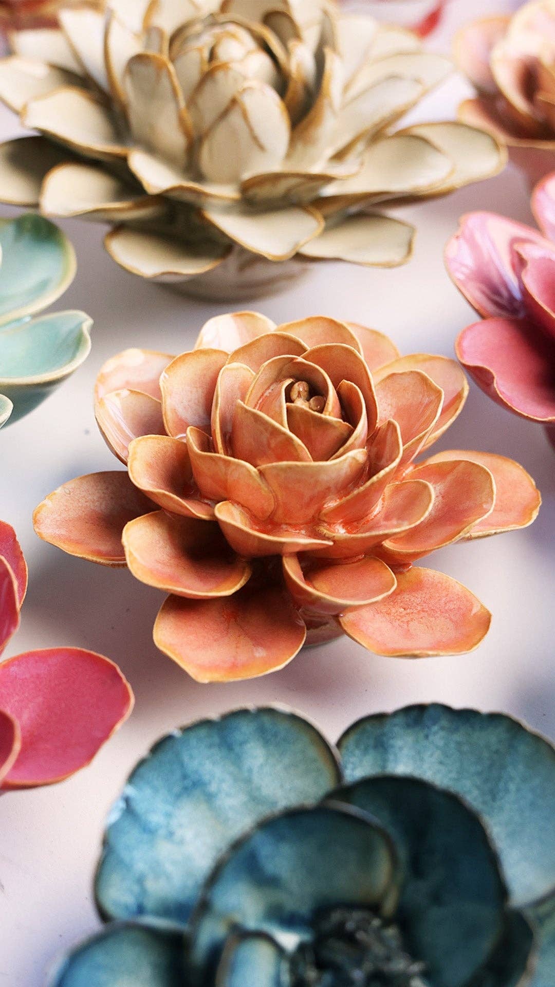 VÆG KERMIK BLOMST - Ferskenlyserød begonia